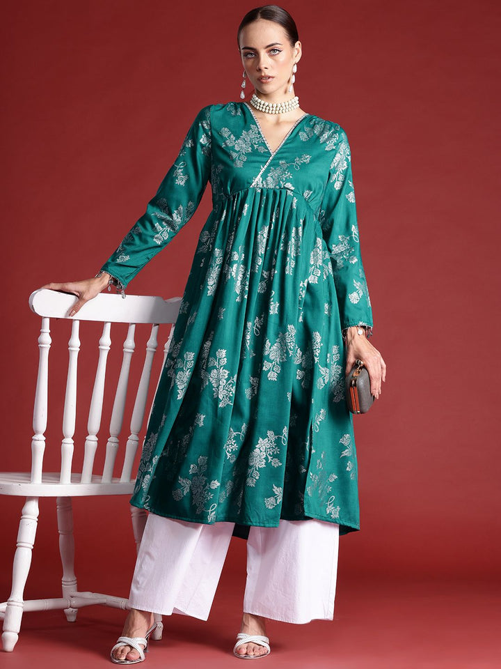 all about you Women Floral Printed Gotta Patti Detailing Floral Kurta