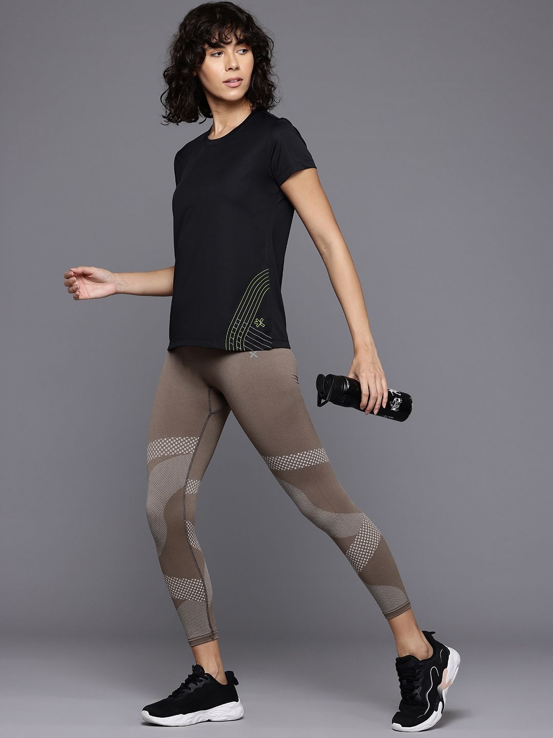 HRX oleh Hrithik Roshan Rapid-Dry Running T-Shirt