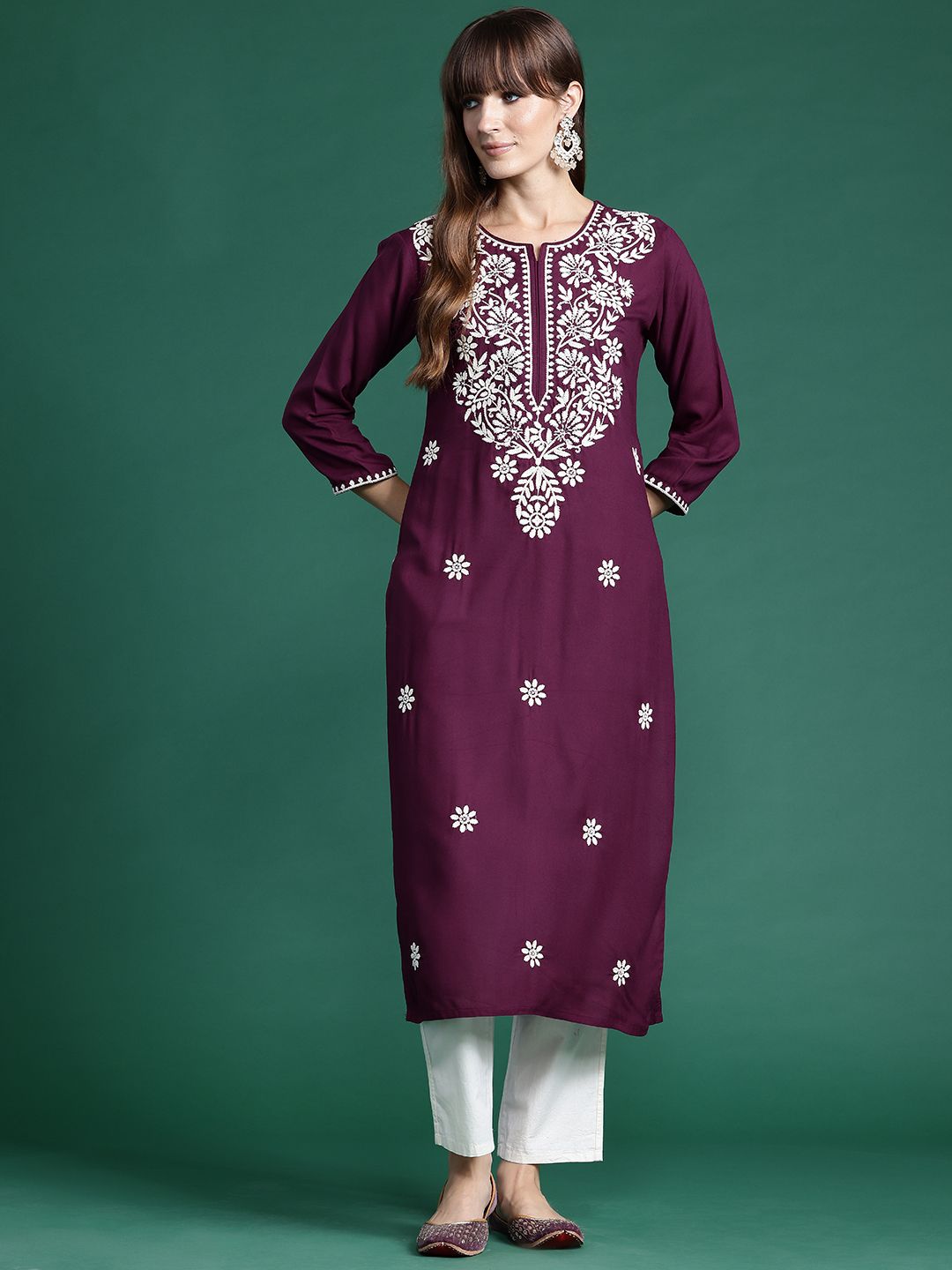 Indo Era Women Floral Embroidered Thread Work Kurta