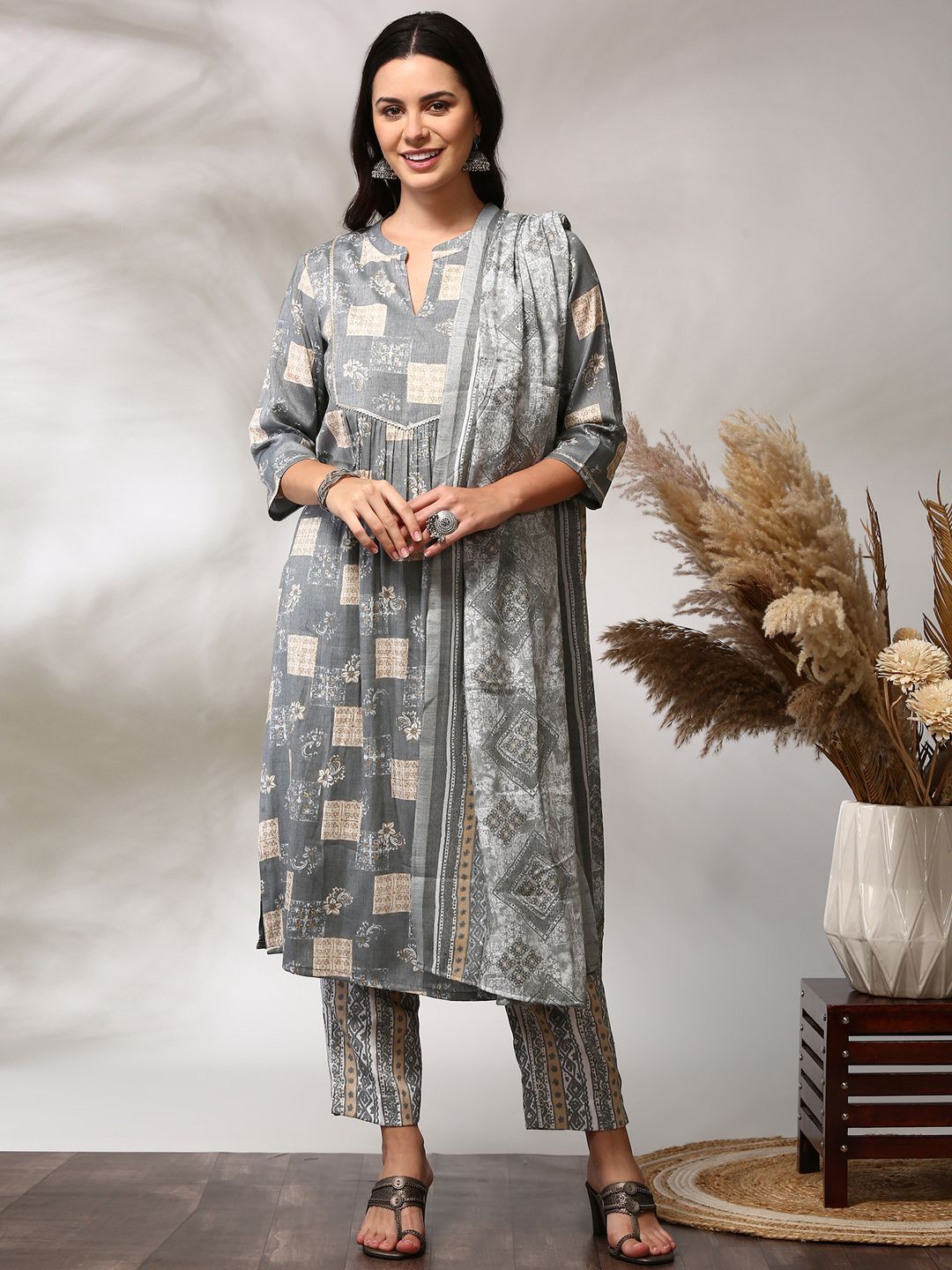 Anouk Geometric Printed Regular Straight Kurta with Trousers & Dupatta