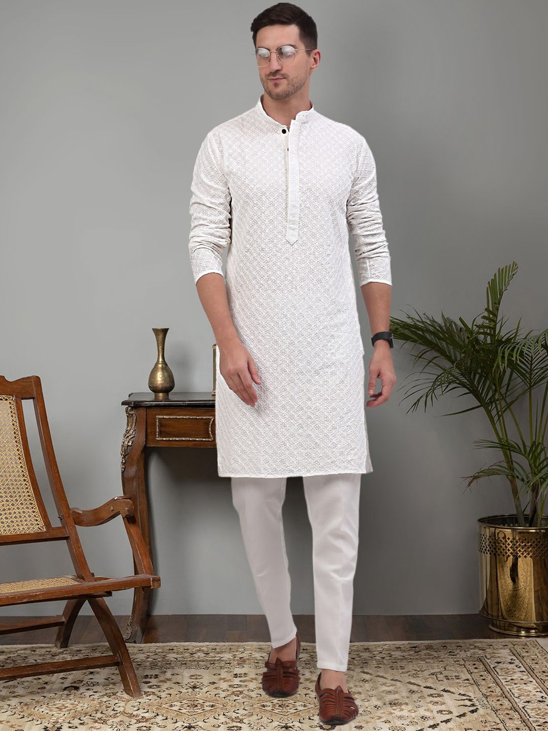 Jompers Geometric Embroidered Regular Sequinned Kurta with Trousers