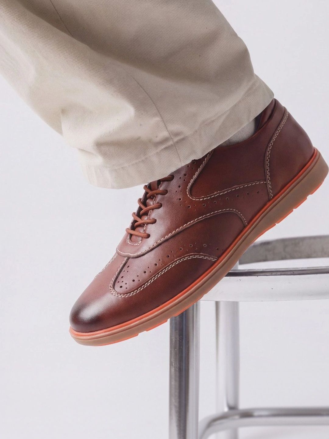 MONKSTORY Men Perforations Sneakers