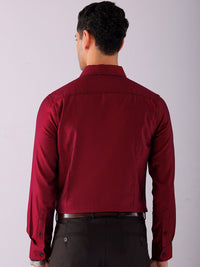 The Indian Garage Co. X Luxe Men Solid Slim Fit Opaque Formal Shirt