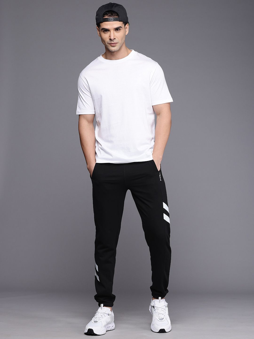 HRX by Hrithik Roshan Men Lifestyle Joggers