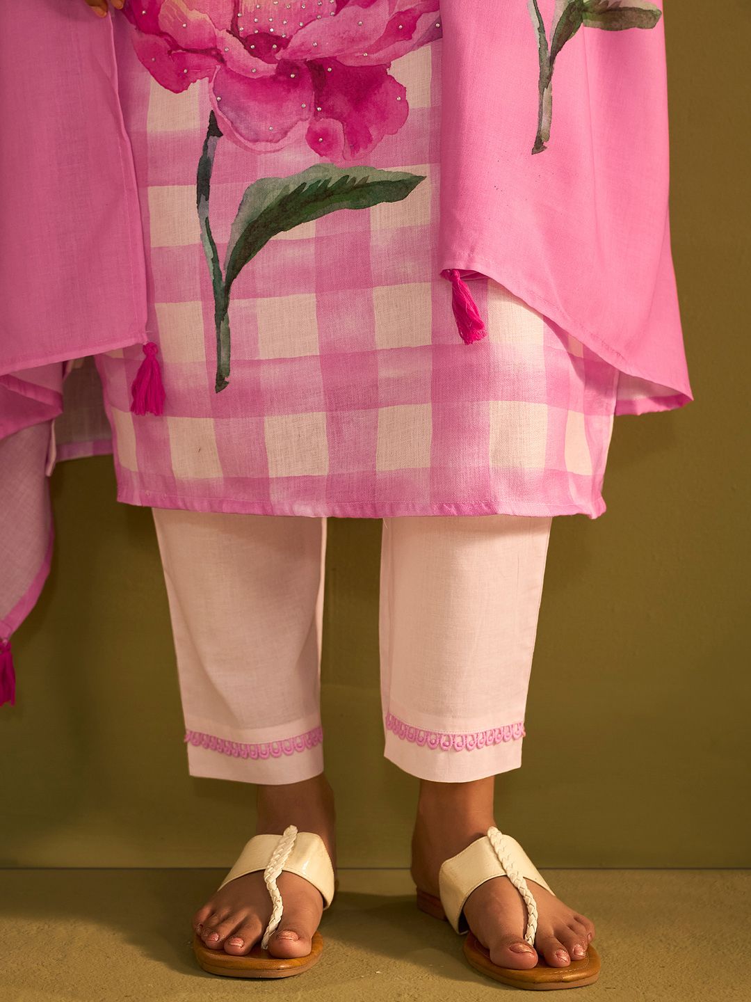 Indo Era Floral Printed Sweetheart Neck Stone Work Linen Kurta With Trouser & Dupattta