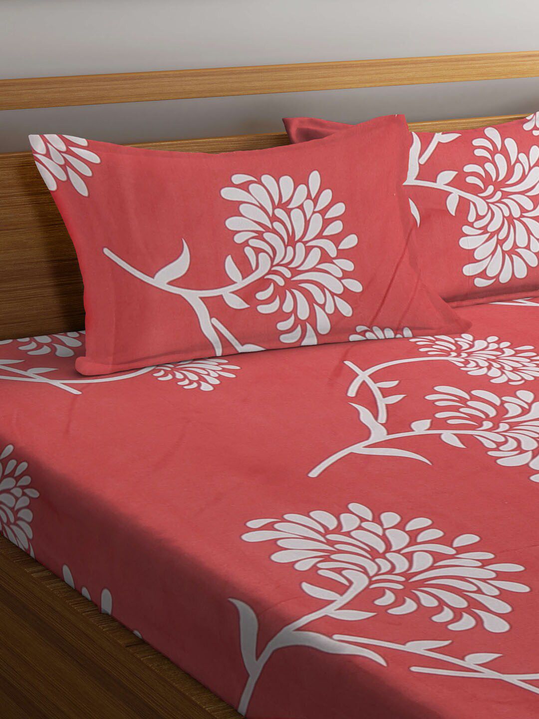 KLOTTHE Red Floral 300 TC King Size Fitted Bedsheet with 2 Pillow Covers