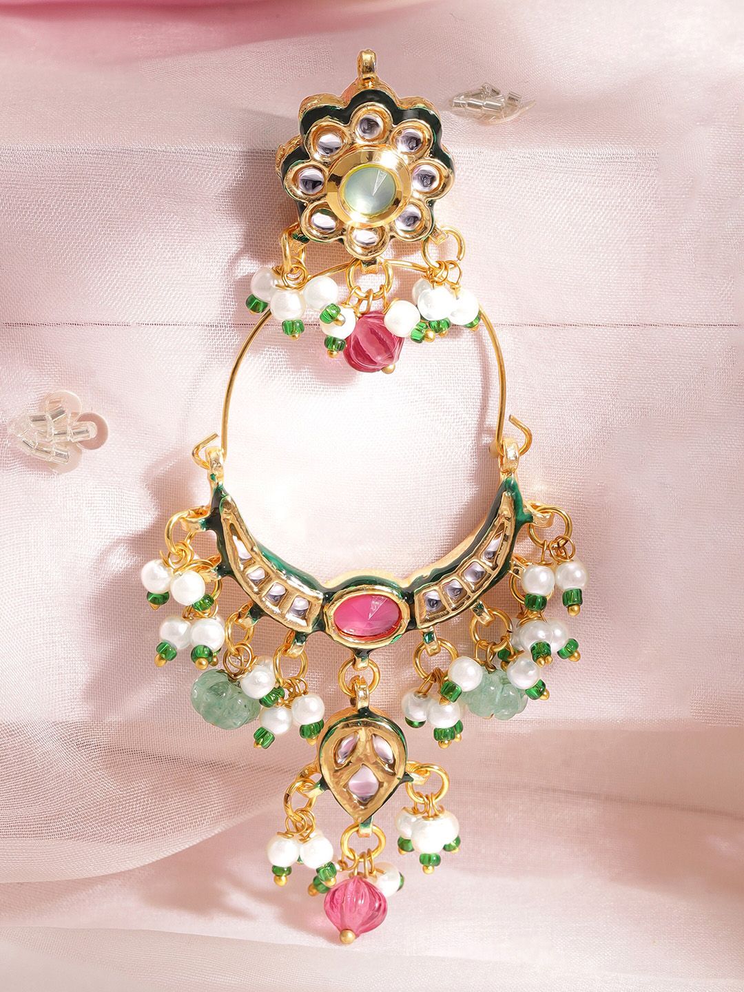 Rubans 22k berbilang warna emas & Kundan Studded Chandbali Anting-anting dengan manik-manik