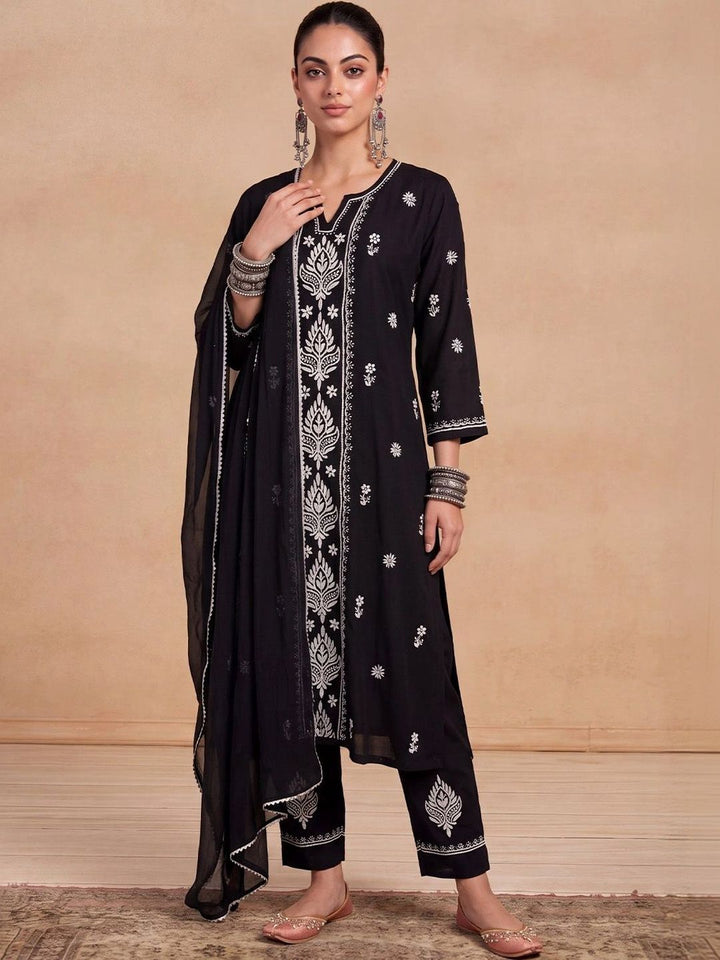 House of Chikankari Women Embroidered Thread Work Kurta with Trousers & Dupatta