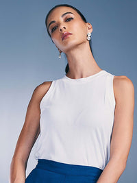 AND Round Neck Sleeveless Top