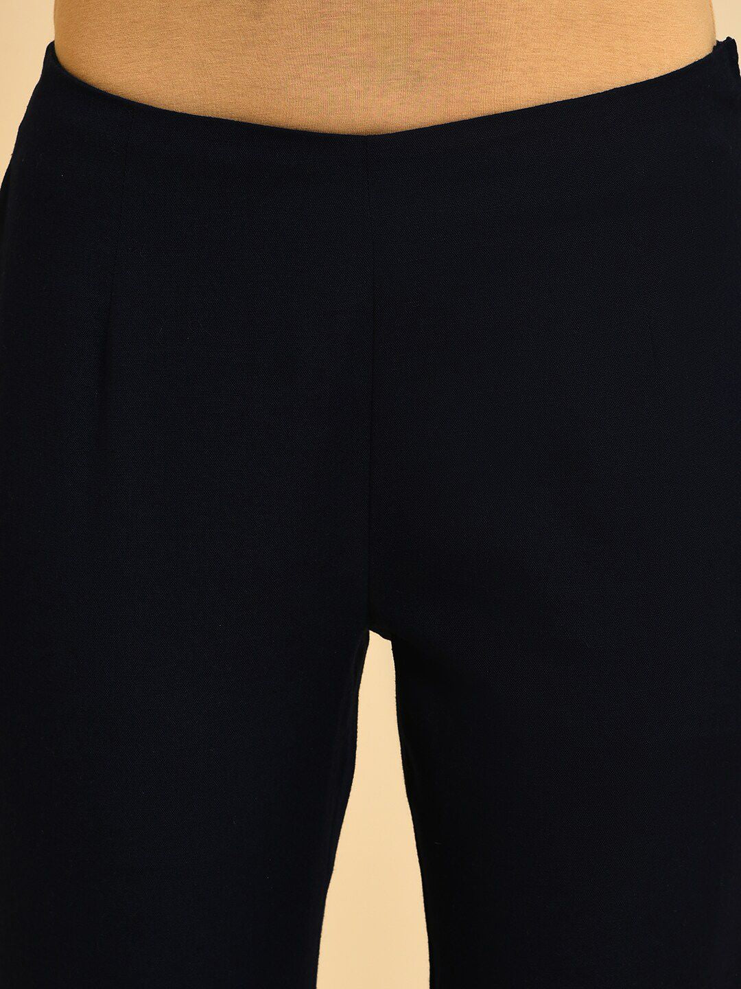 W Women Slim Fit Mid-Rise Cropped Trousers