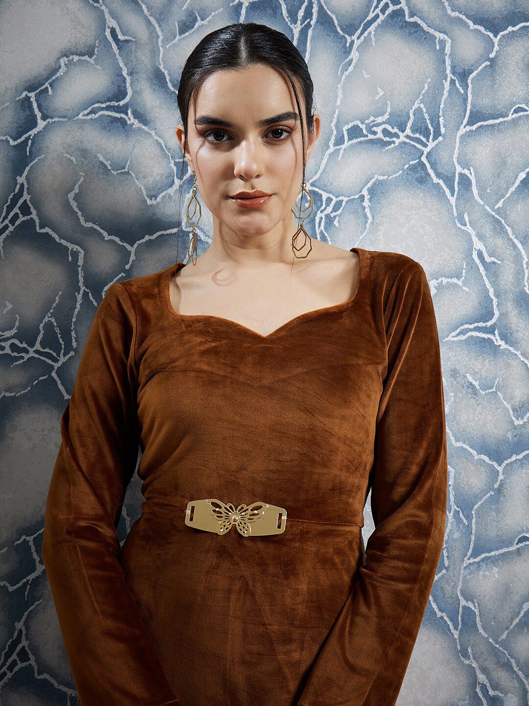 Athena Brown Sweetheart Neck Hiested Dress A-Line Midi Terperinci