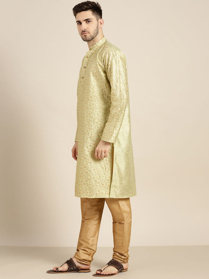 SOJANYA Men Green & Gold-Toned Floral Kurta