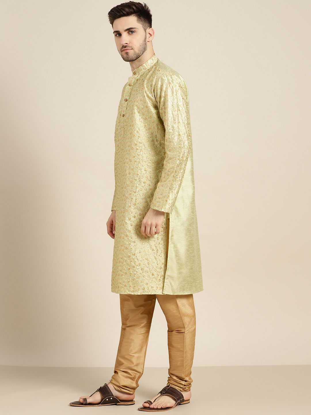 SOJANYA Men Green & Gold-Toned Floral Kurta