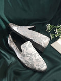 House of Pataudi Men Embroidered Casual Slip On Mojaris