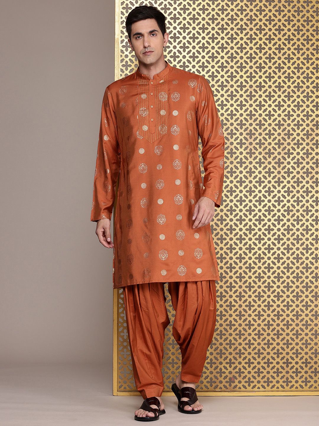 House of Pataudi Jashn Printed Kurta with Patiala