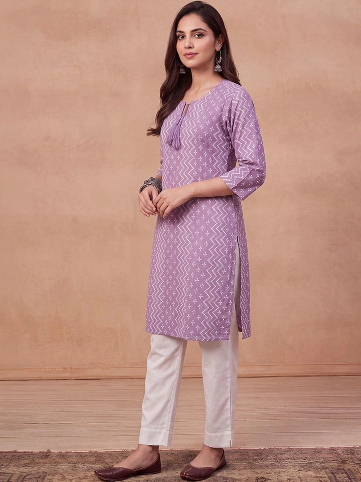 Kurta Bercetak Geometrik Rumah Wanita Chikankari
