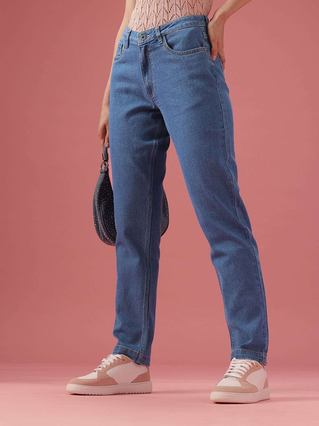 DressBerry Women Boyfriend Fit High-Rise Light Fade Stretchable Jeans