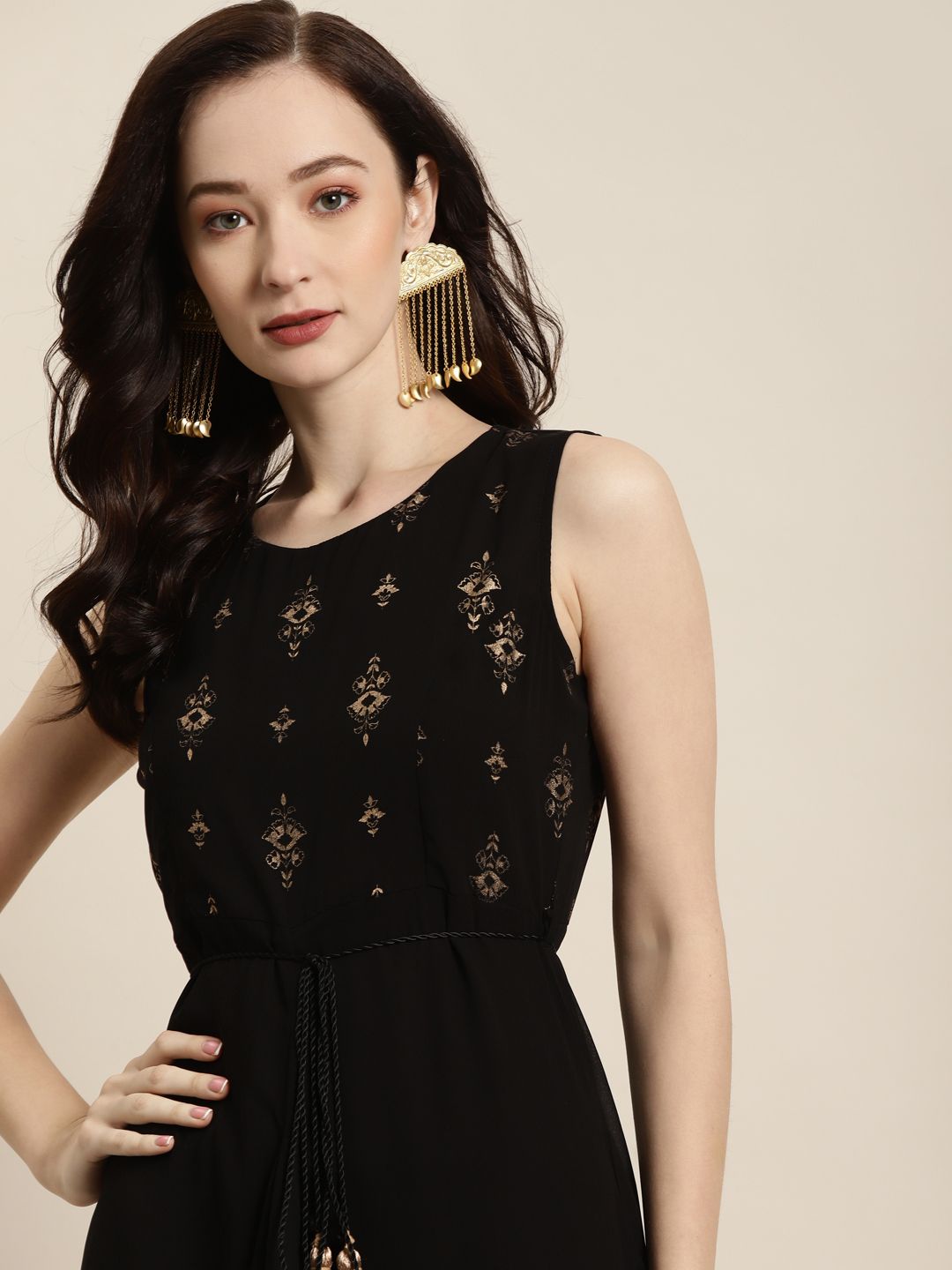 Shae by SASSAFRAS Black & Gold-Coloured Ethnic Motifs Foil Dhoti Dress