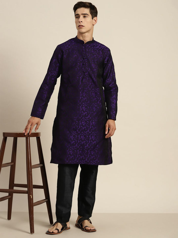 SOJANYA Kurta Kapas Sutera Cetakan Geometrik