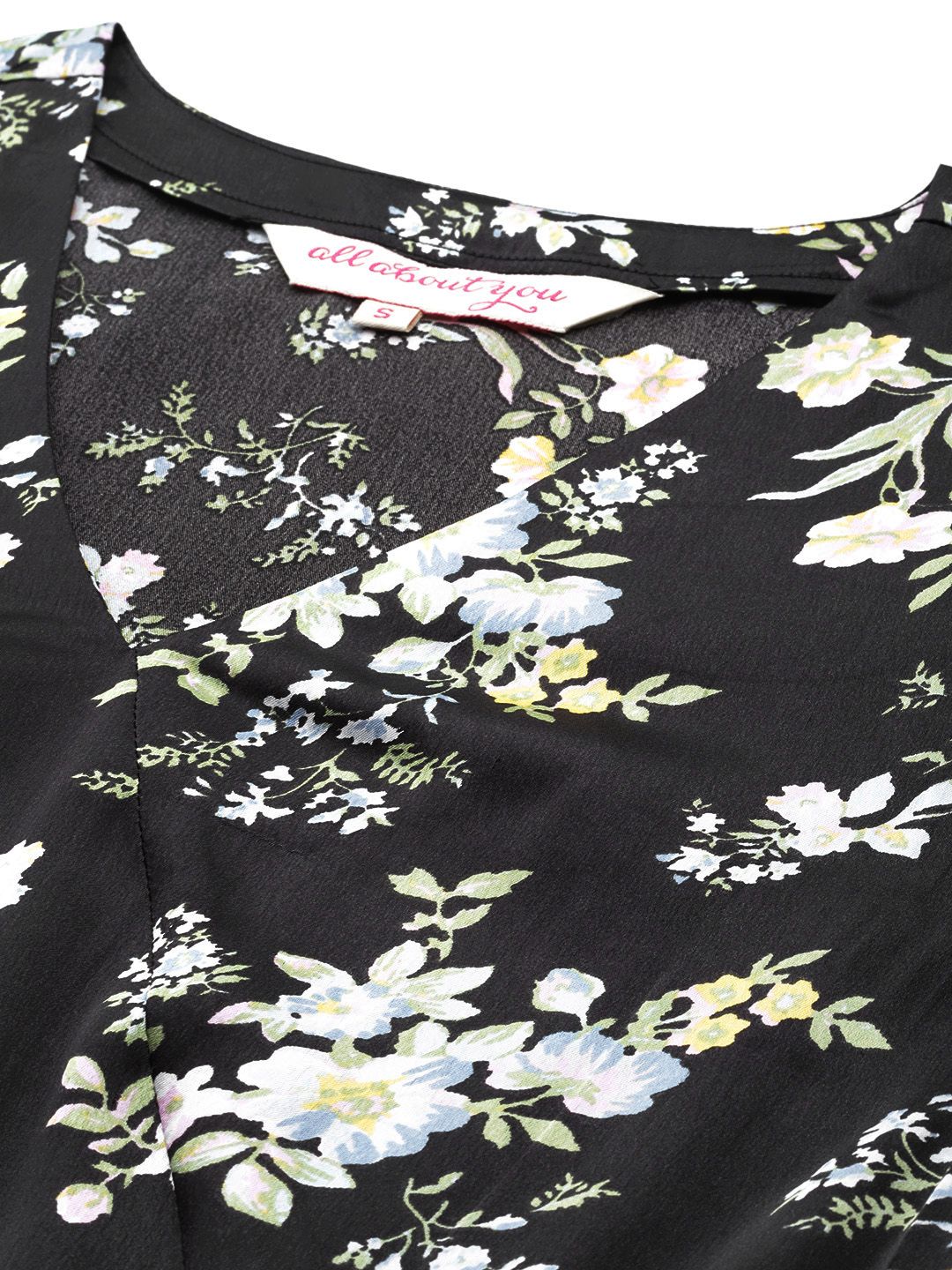 all about you Floral Print Cinched Waist Satin Finish Top
