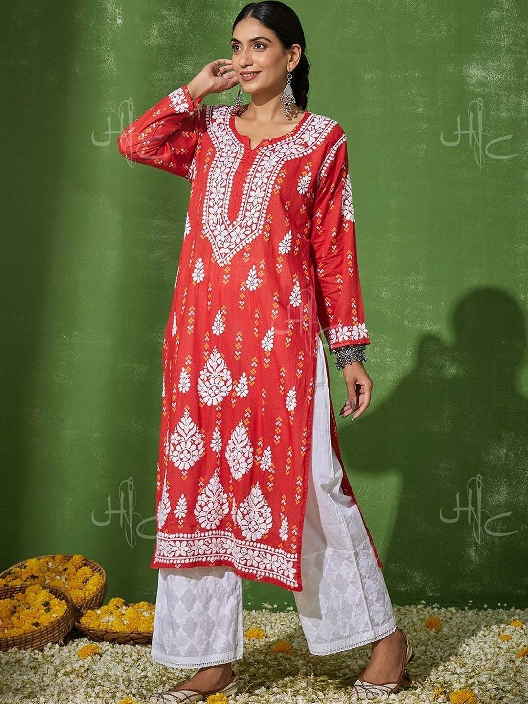 House of Chikankari Women Embroidered Chikankari Kurta