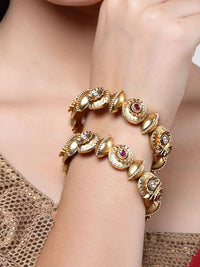 KARATCART Set Of 2 Gold-Plated Pink & White Kundan Floral Rajwadi Bangles