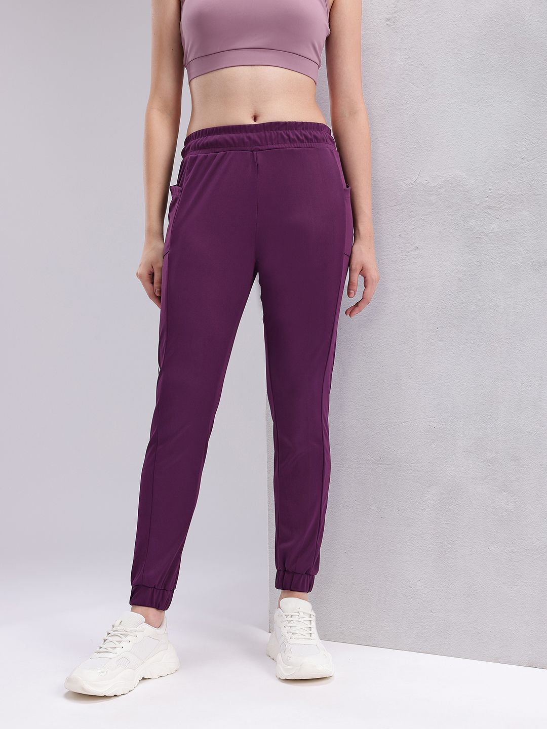 HRX by Hrithik Roshan Women Side Stripe Training Joggers