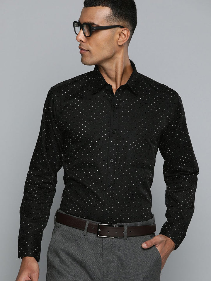 DENNISON Men Black Smart Polka Dots Printed Formal Shirt
