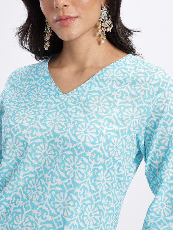Anouk Floral Printed Pure Cotton Straight Kurta with Trousers & Dupatta
