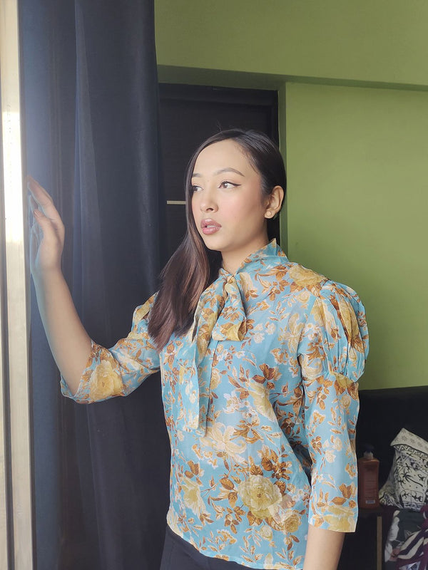 SASSAFRAS Women Stunning Blue Romantic Florals Top