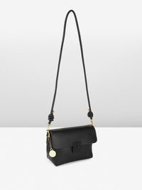 DressBerry Structured Shoulder Bag