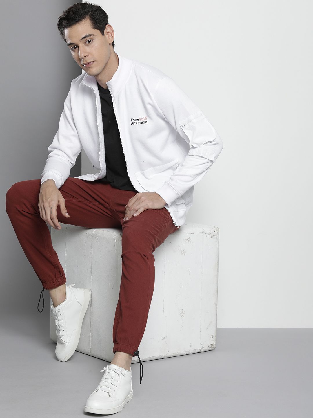 The Indian Garage Co Men White Printed Sweatshirt