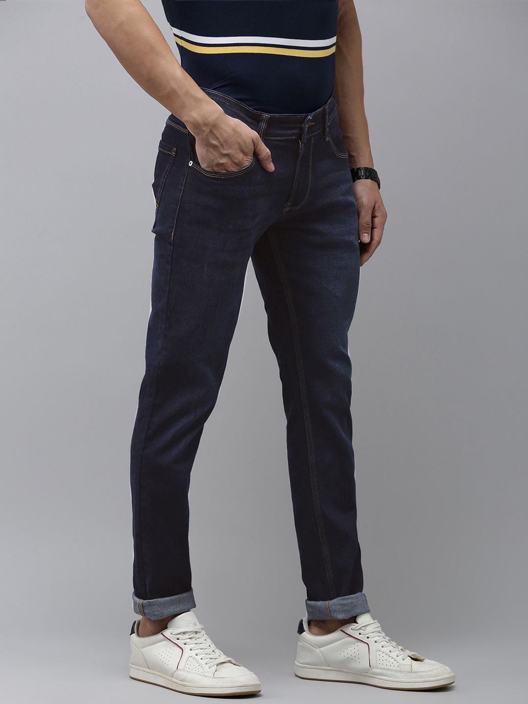 SPYKAR Men Skinny Fit Low-Rise Light Fade Stretchable Jeans