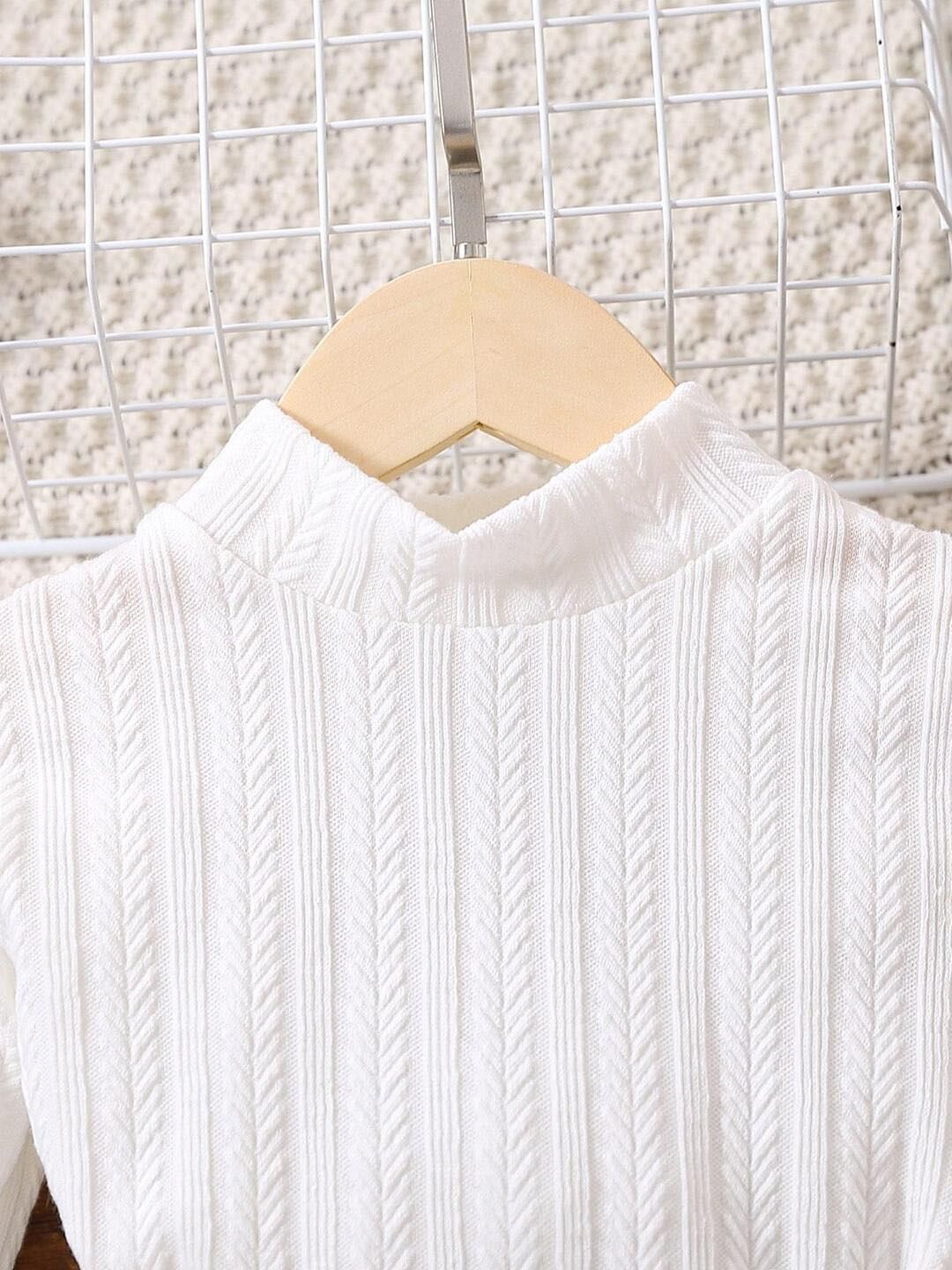 YK Girls Self Designed Long Sleeve Top Skirt & Dupatta Clothing Set