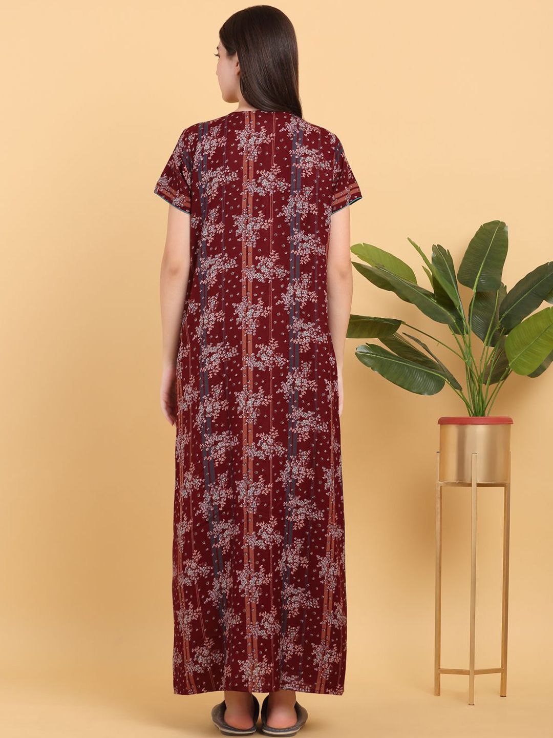 Sweet Dreams Round Neck Printed Pure Cotton Maxi Nightdress
