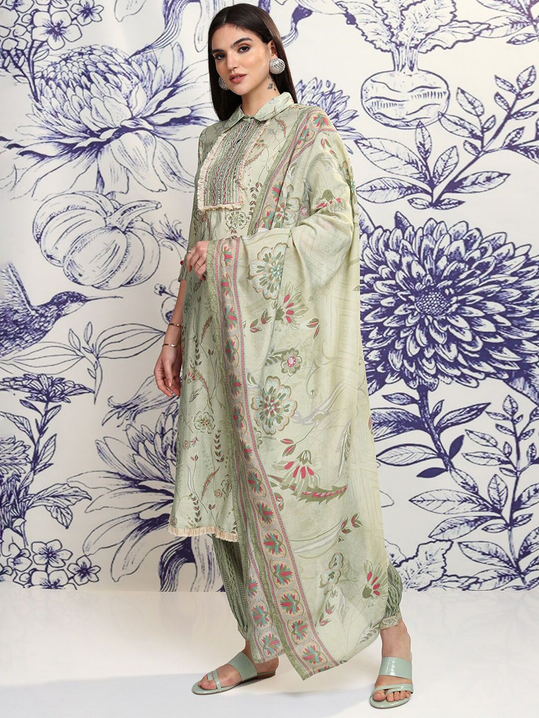 Vishudh Green & Red Floral Printed Regular Thread Work Kurta with Trousers & With Dupatta