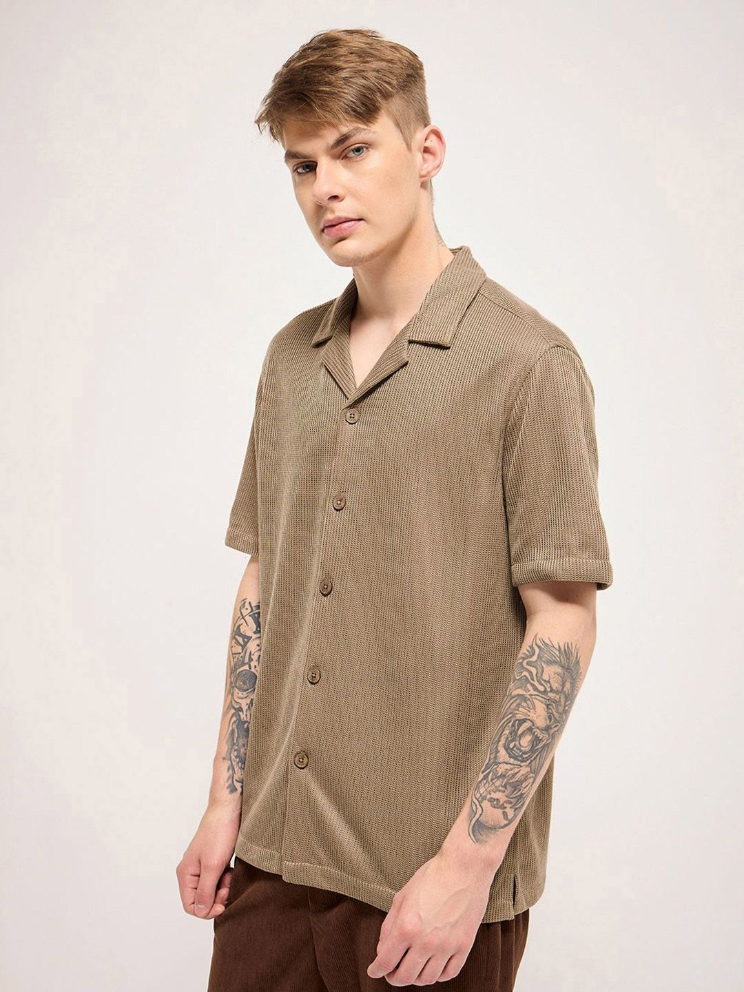 THE BEAR HOUSE Men Cuban Collar Abstract Printed Casual Shirt