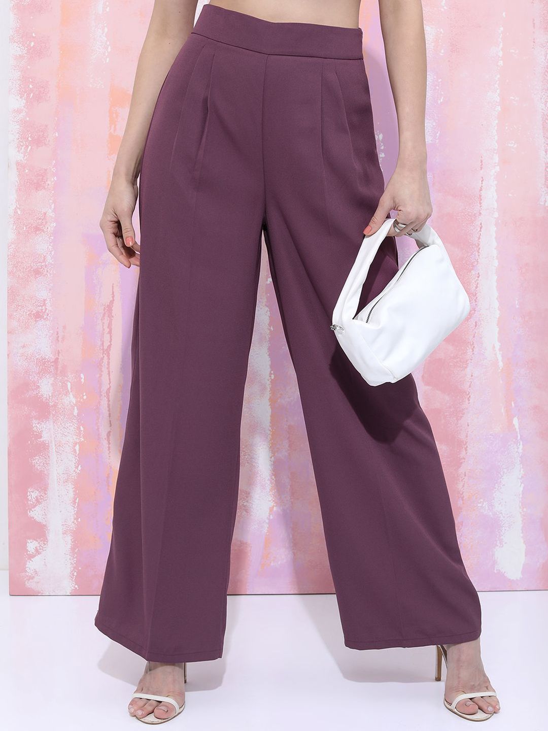 Tokyo Talkies Purple Shoulder Straps Neck Sleeveless Crop Top With Trousers