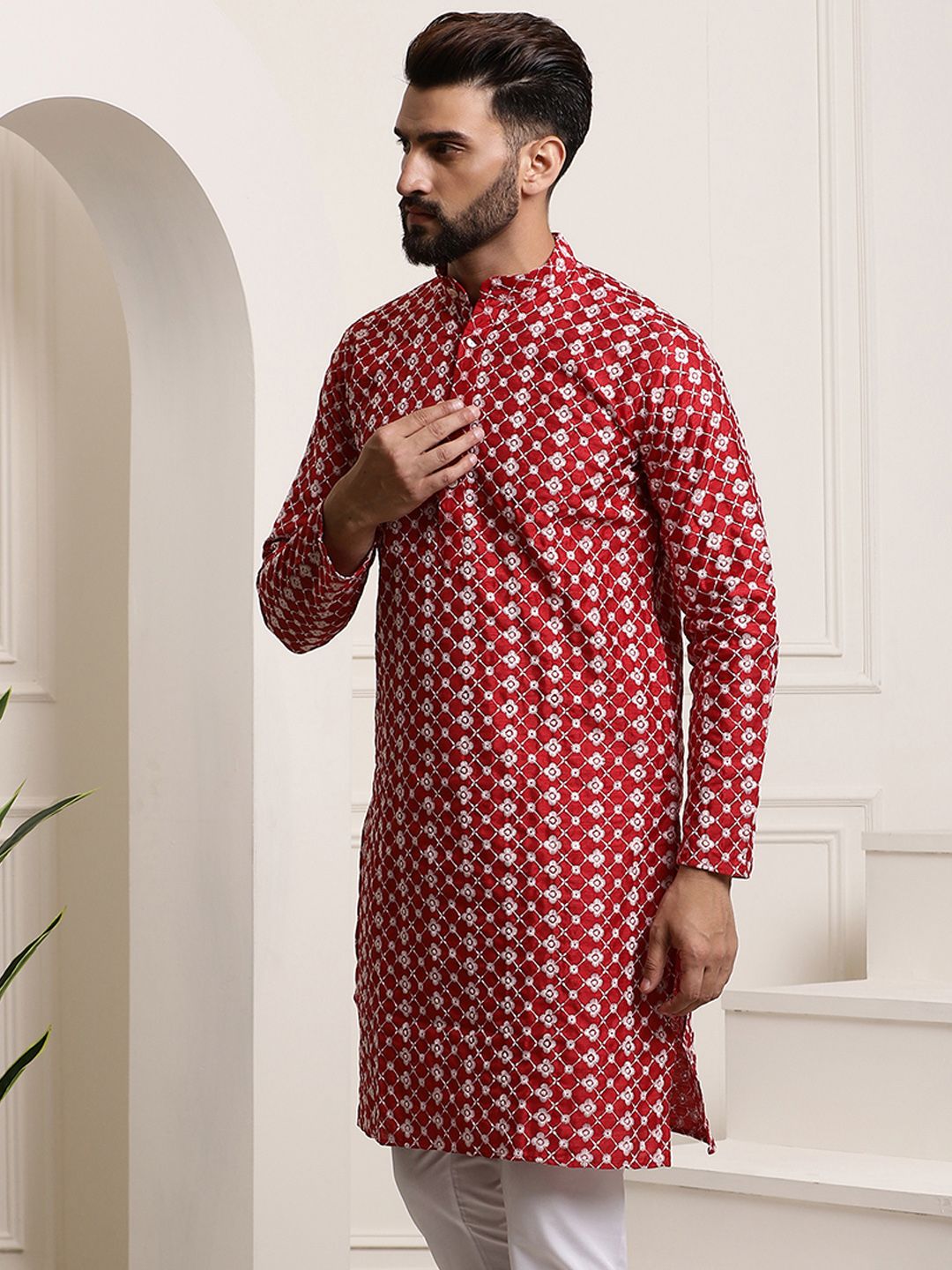 SOJANYA Men Maroon & White Ethnic Motifs Embroidered Kurta