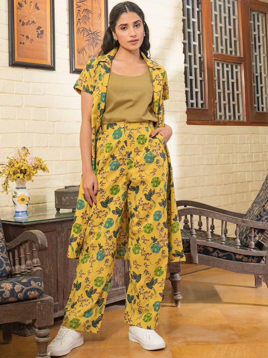 SANSKRUTIHOMES Floral Printed Notched Lapel Collar Pure Cotton Shrug With Trousers