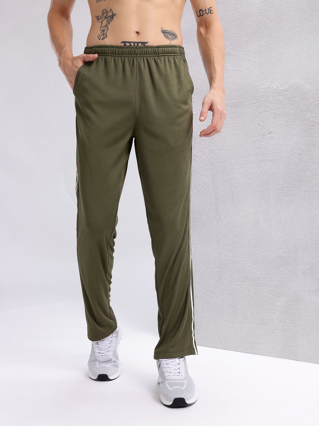 HRX by Hrithik Roshan Men Side Stripes Rapid-Dry Training Track Pants