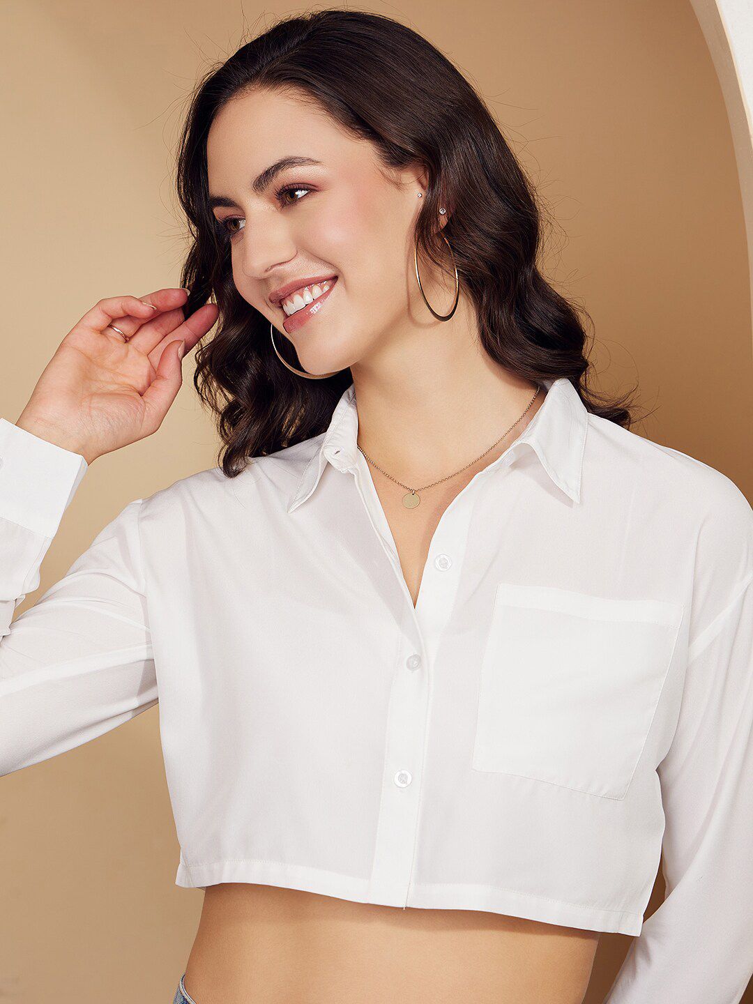 Berrylush White Spread Collar Casual Crop Shirt