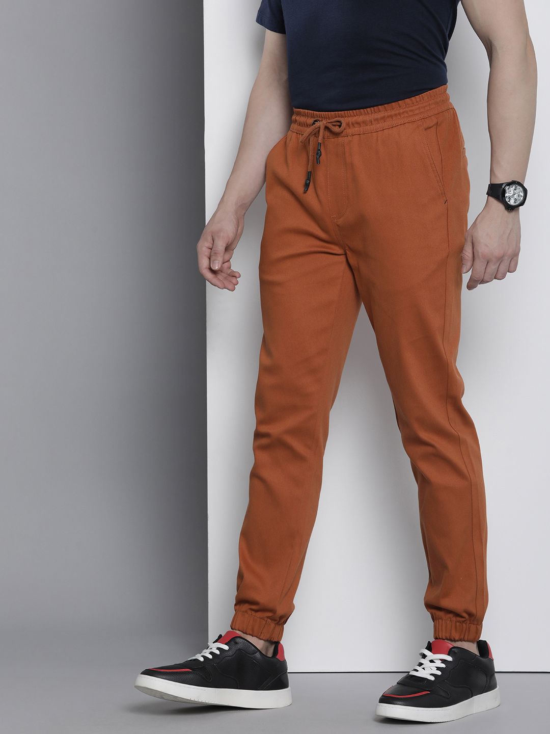 The Indian Garage Co Men Slim Fit Joggers