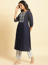 W Ethnic Motifs Yoke Design Thread Work Straight Kurta