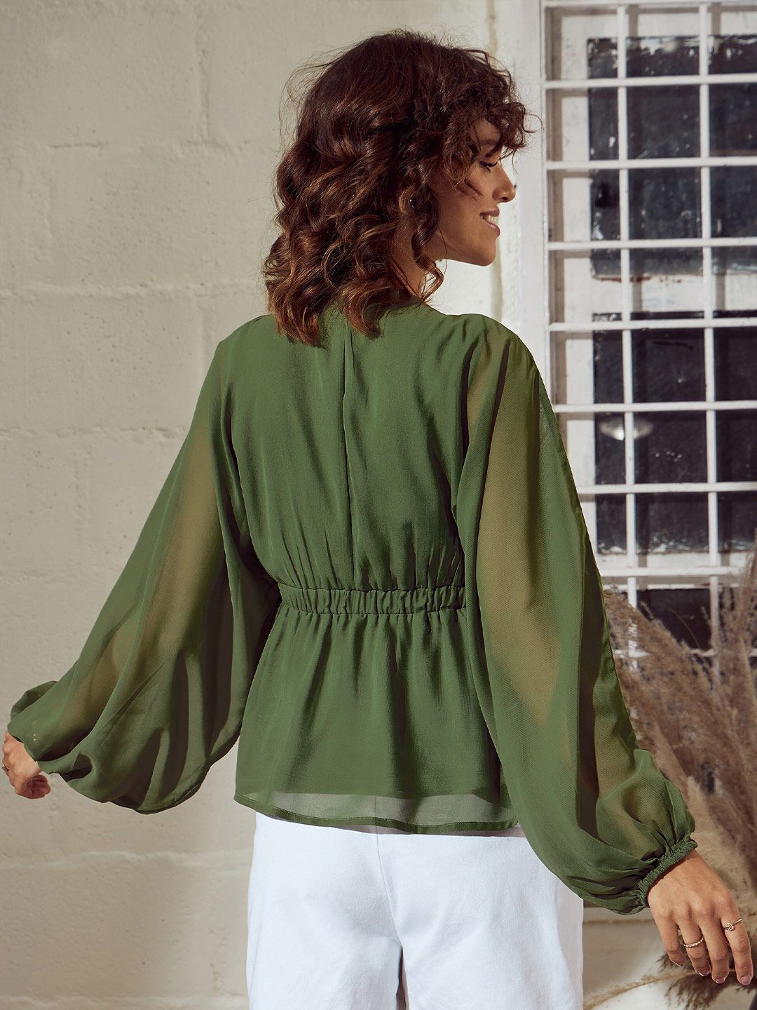 SASSAFRAS Gathered Detailed V-Neck Extended Sleeves Peplum Top