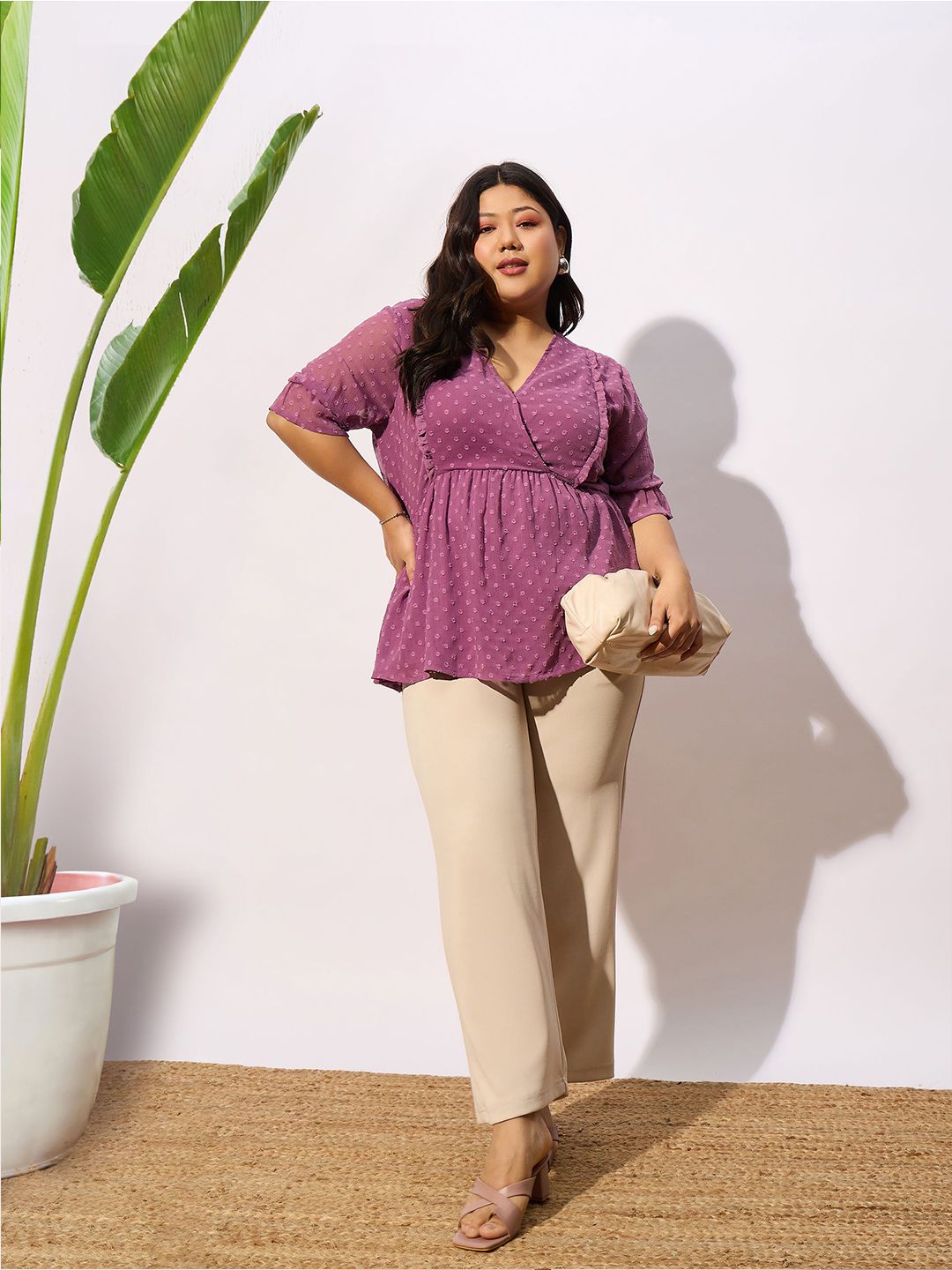 SASSAFRAS Curve Plus Size Self Design Puff Sleeve Empire Top