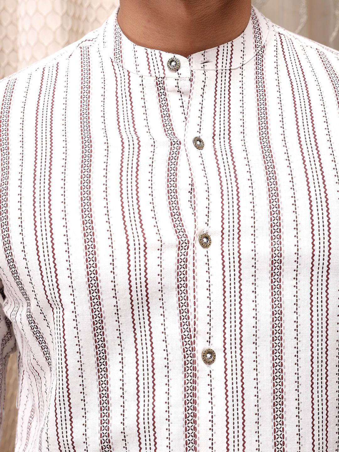 The Indian Garage Co Men Slim Fit Indie Printed Resortwear Shirt