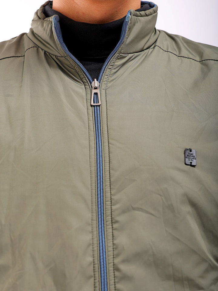 The Indian Garage Co Men Sleeveless Zip-Front Reversible Bomber Jacket