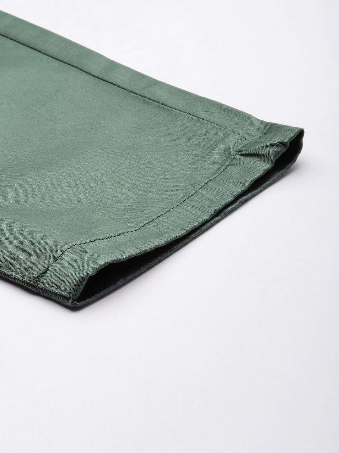 The Indian Garage Co Men Solid Slim Fit Chinos Trousers
