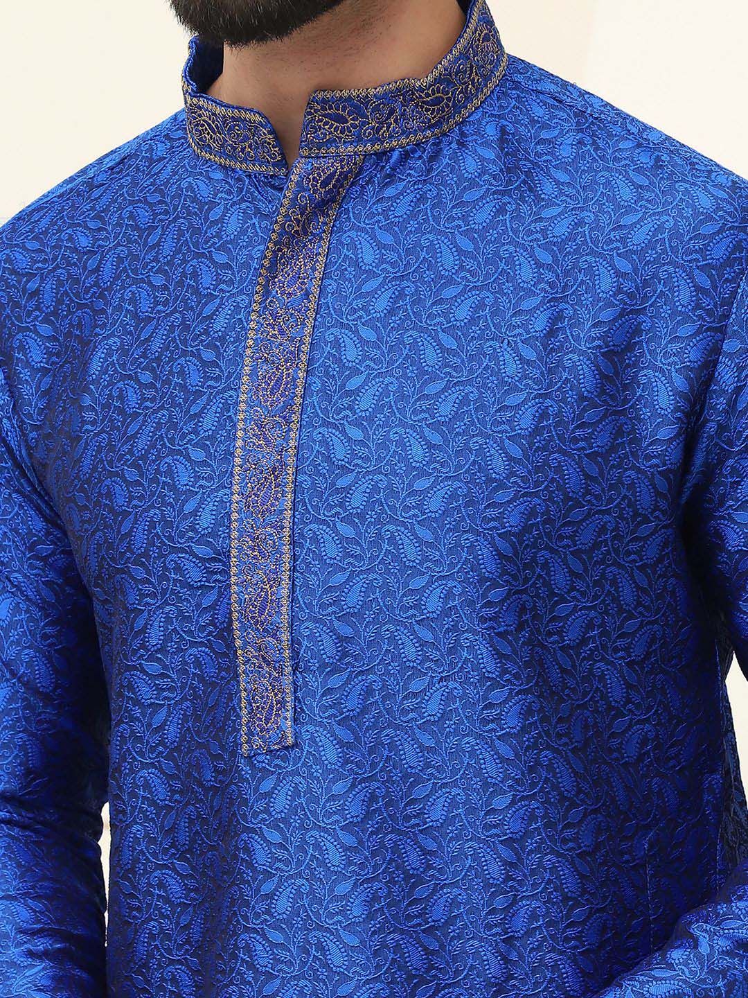 SOJANYA Men Blue Woven Design Straight Kurta